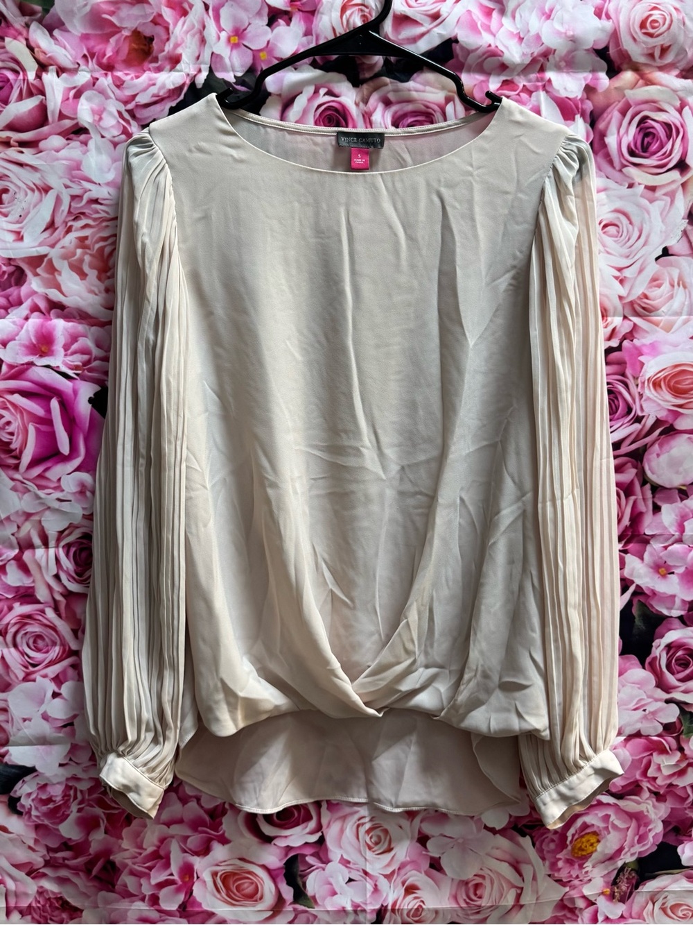 Vince Camuto Pale Pink Pleated-Sleeve Twist-Hem Blouse